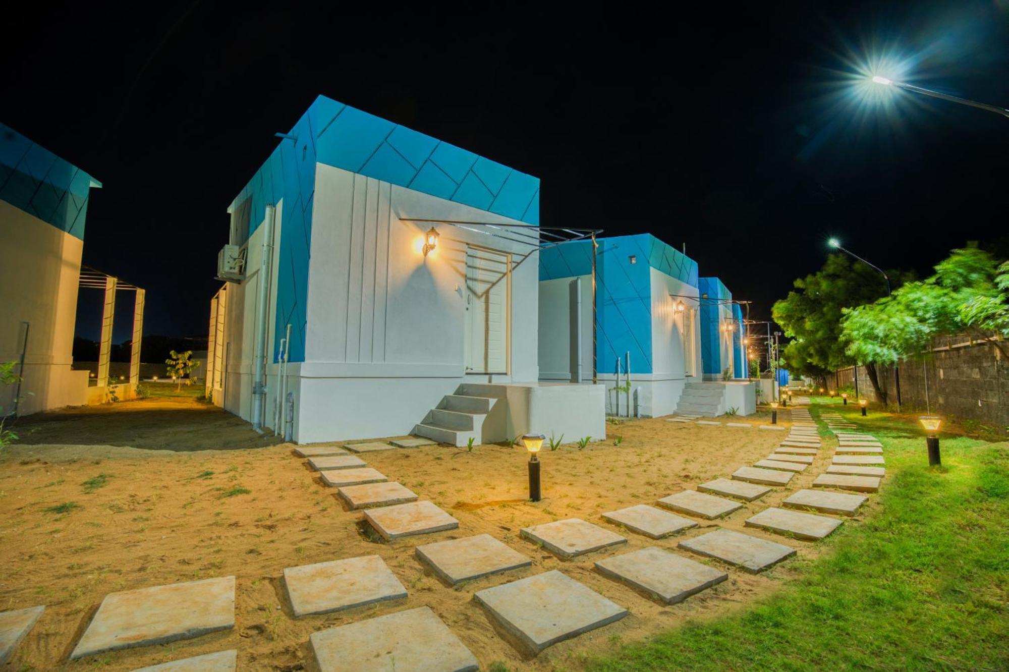 Seaborne Beach Resort ออโรวิลล์ ภายนอก รูปภาพ