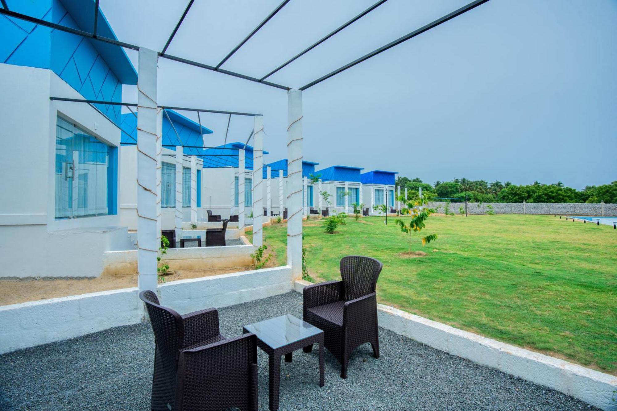 Seaborne Beach Resort ออโรวิลล์ ภายนอก รูปภาพ